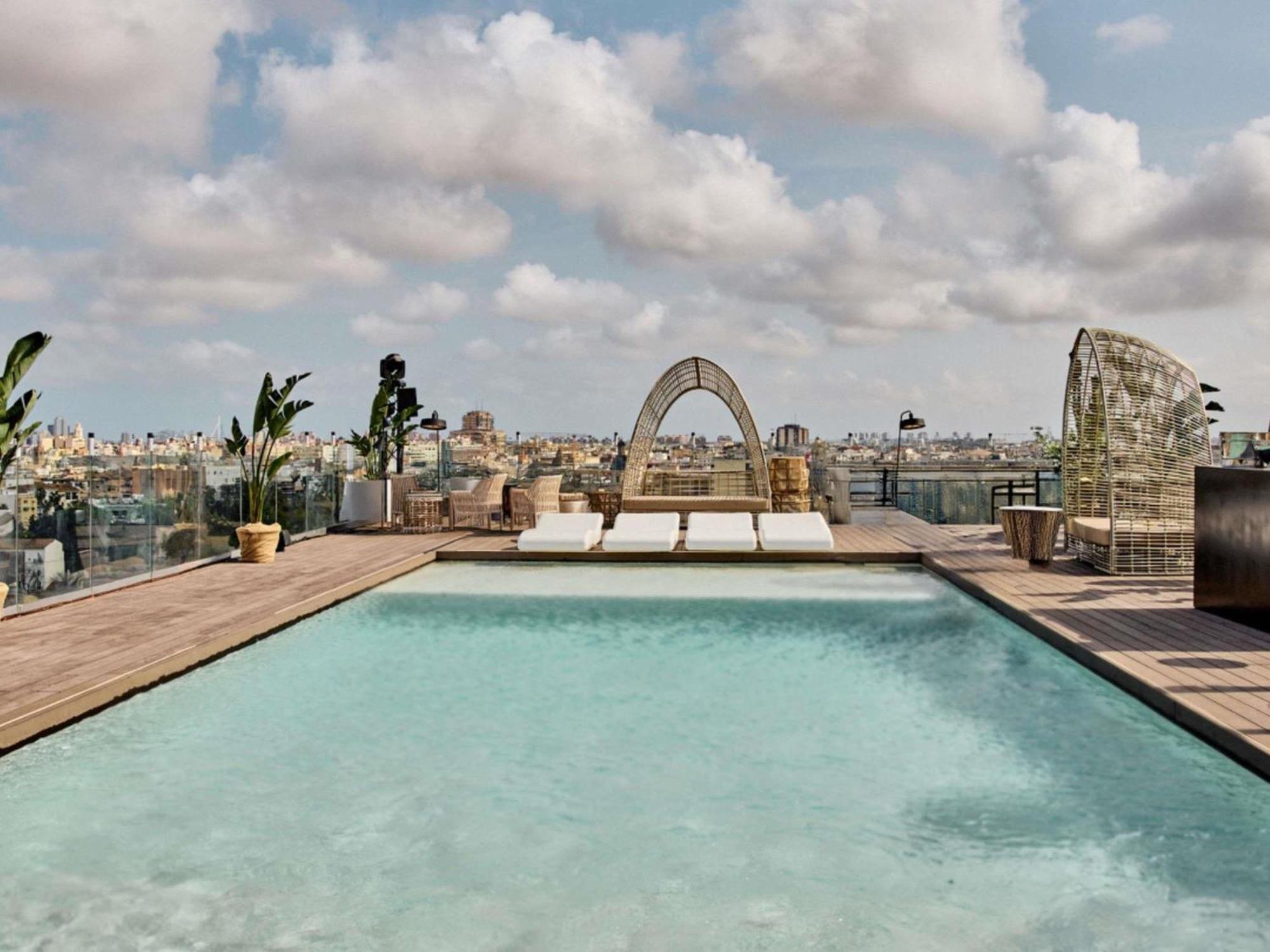 Novotel Valencia Lavant Luaran gambar